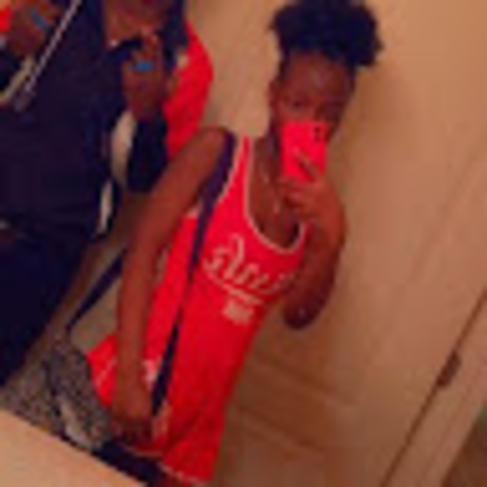 Meet your Posher, Wisterline